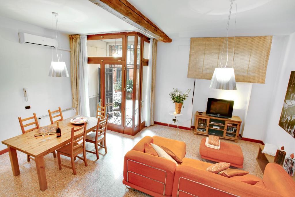 Ca' Cortigiane Suite Venedig Rum bild